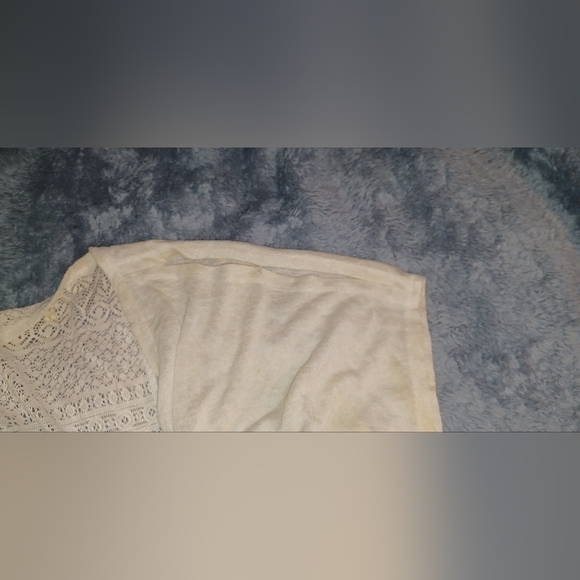 Cream Lace Cardigan - Picture 3 of 3